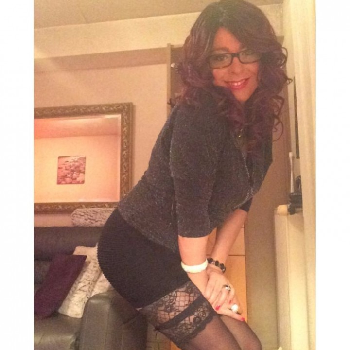 GINA TRAV ULTRA SEXY FRANCAISE - Escort trans Paris 14eme