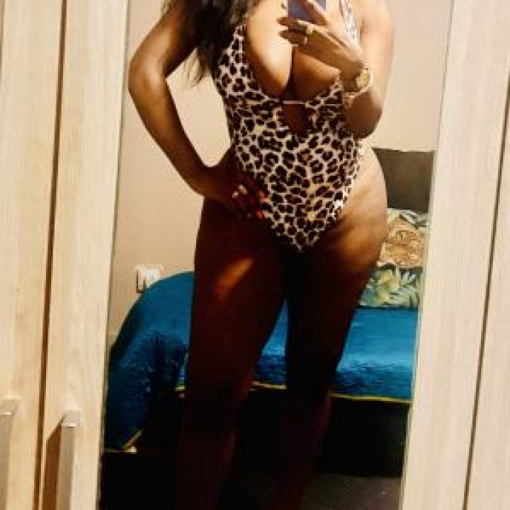 NAOMI - Escort trans Lyon