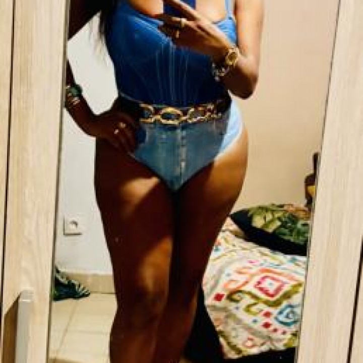NAOMI - Escort trans Lyon
