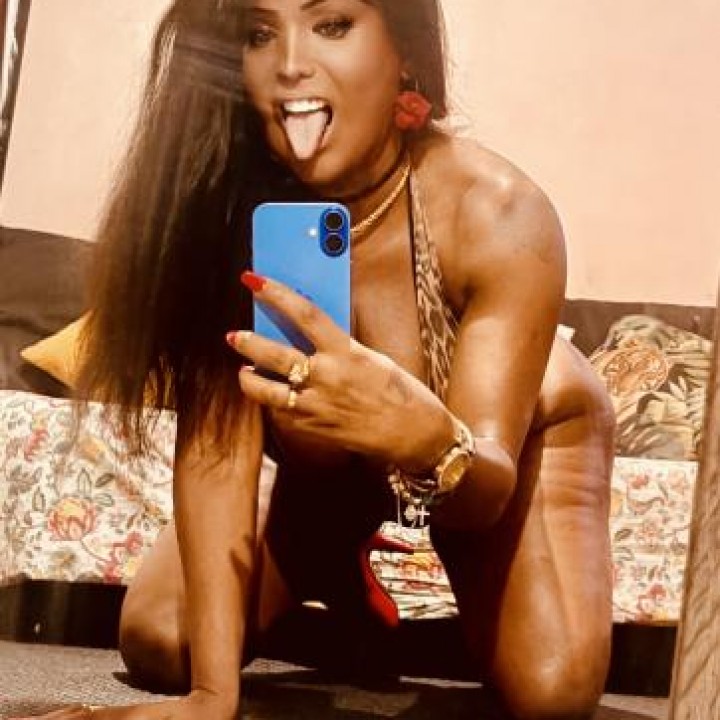 NAOMI - Escort trans Lyon